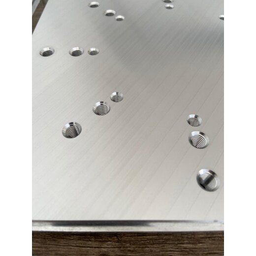 Universal Robots Base Plate 299,95